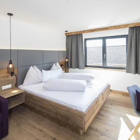 & Heigenhauser Otel 3*