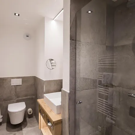 Hotel Hotel&appartements Heigenhauser 3*