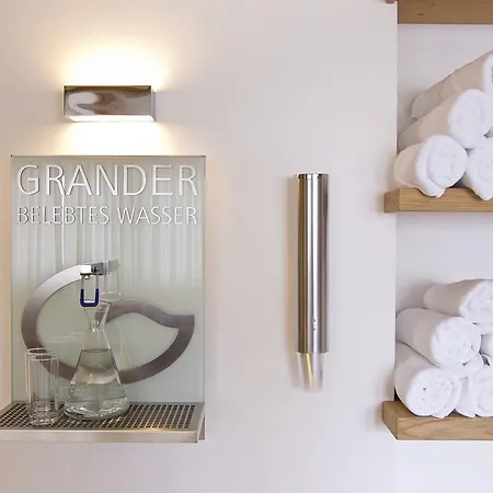 & Heigenhauser 3* וואידרינג