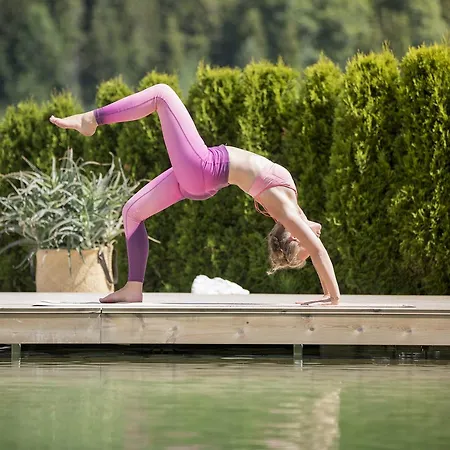 מלון & Heigenhauser