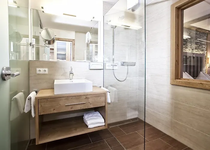 Hotel & Heigenhauser